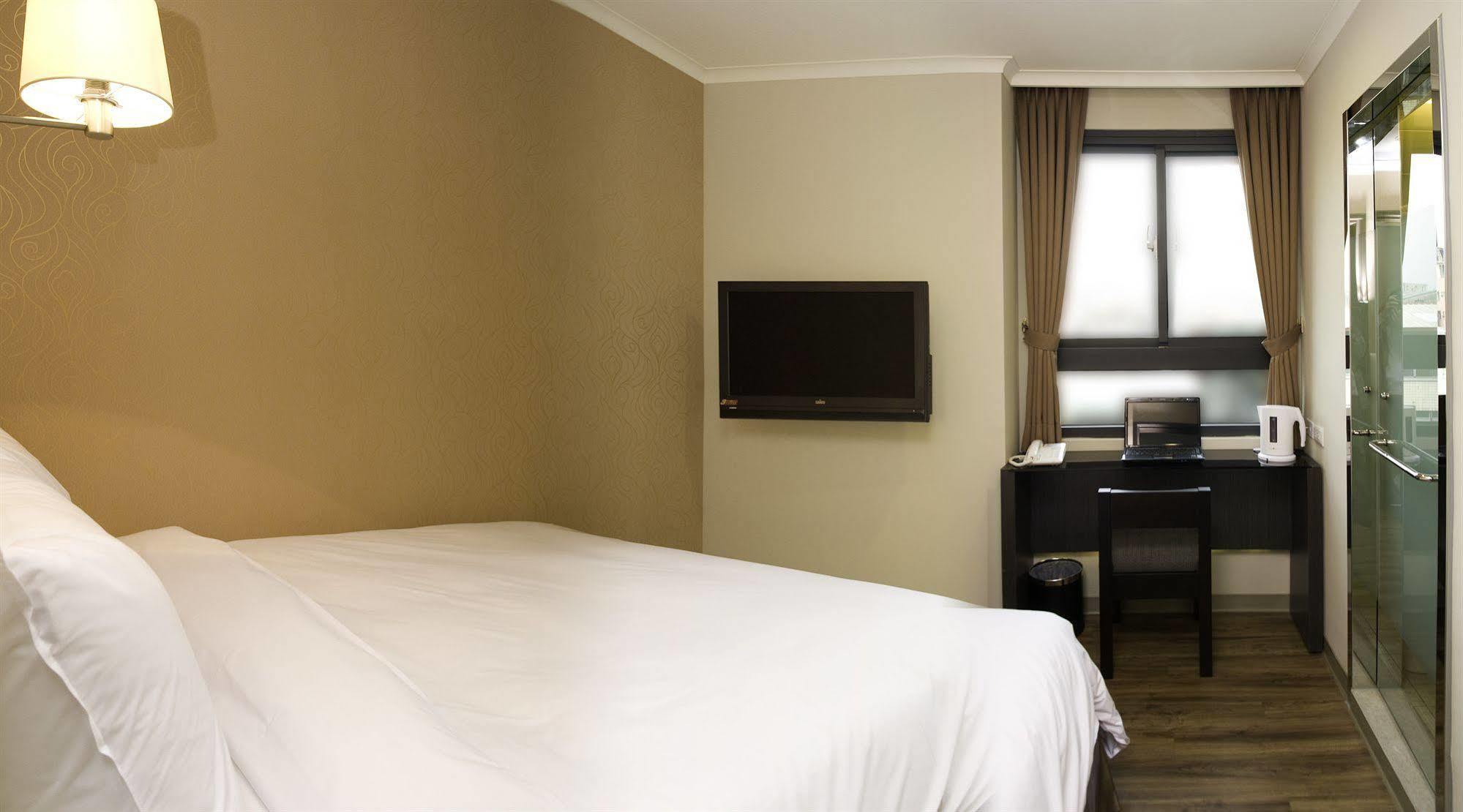 Garden Hotel Taichung Exterior photo